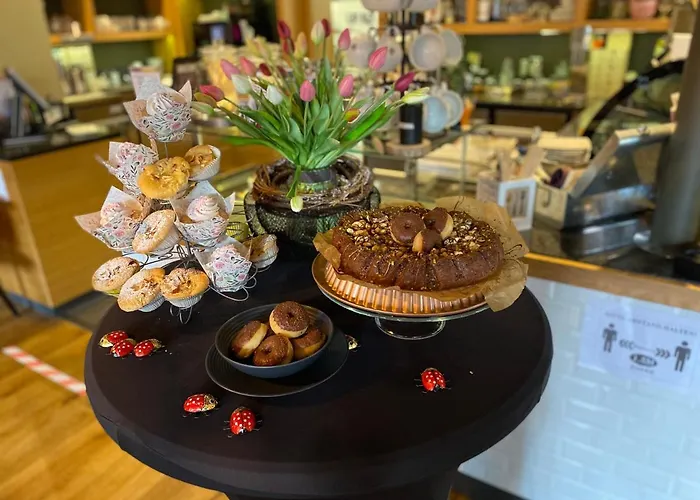 Boutique Hotel Lindenhof, Bed & Breakfast